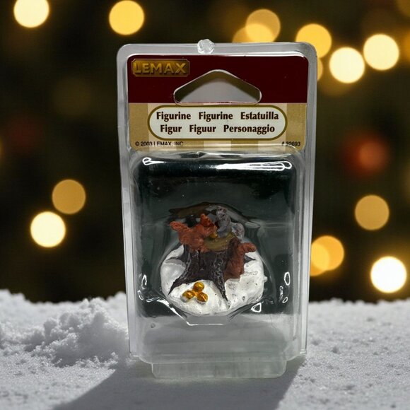 Vintage Lemax Chipmunks Christmas Village Figurine From 2003 - Picture 1 of 8